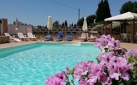Residenza Agrituristica Santa Lucia Con Piscina
