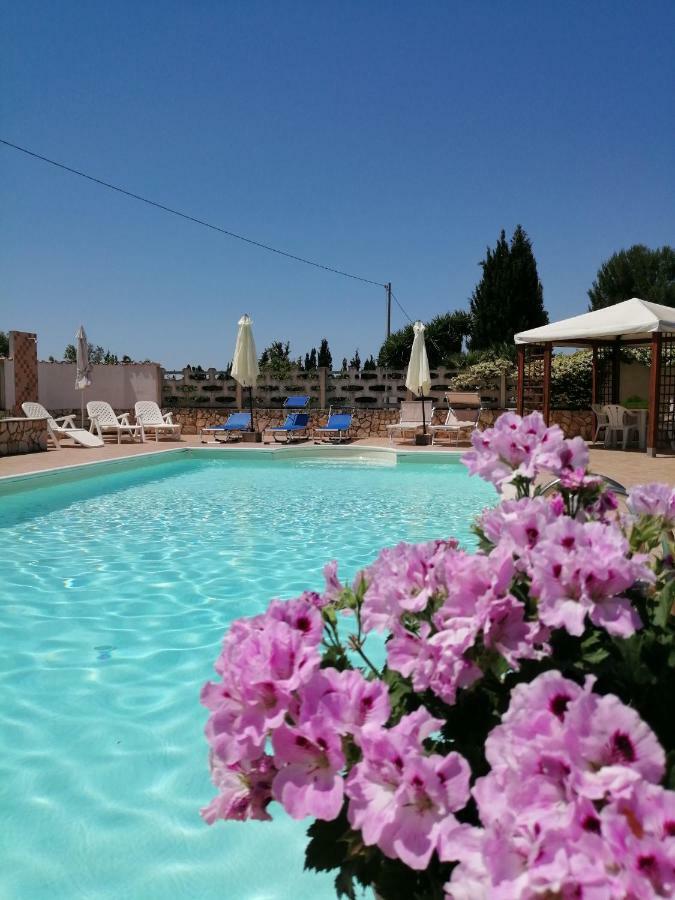 Ferienwohnung Residenza Agrituristica Santa Lucia Con Piscina Alghero Exterior foto