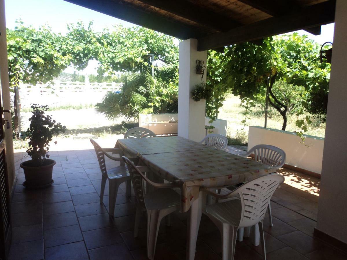 Ferienwohnung Residenza Agrituristica Santa Lucia Con Piscina Alghero Exterior foto