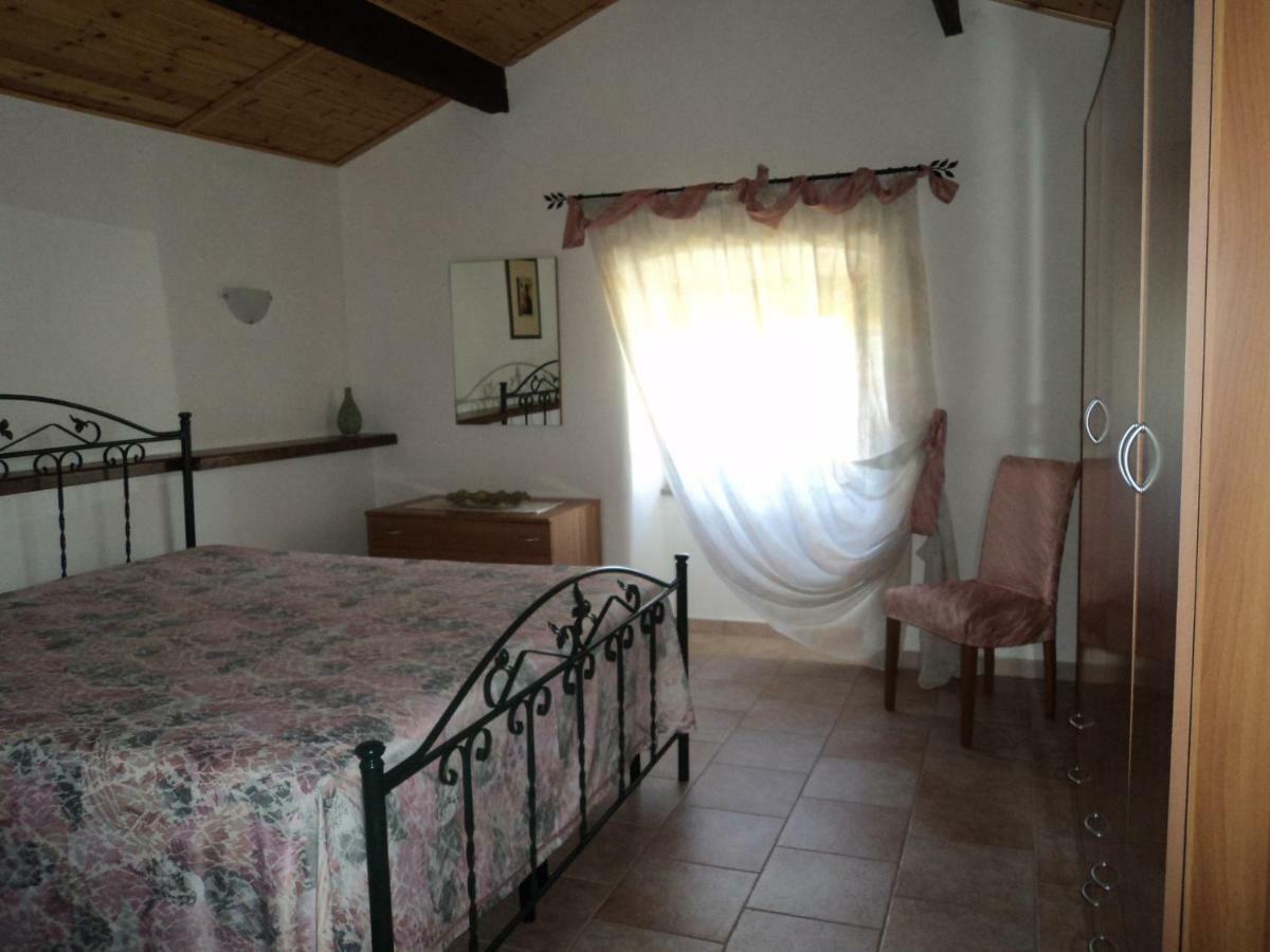 Ferienwohnung Residenza Agrituristica Santa Lucia Con Piscina Alghero Exterior foto